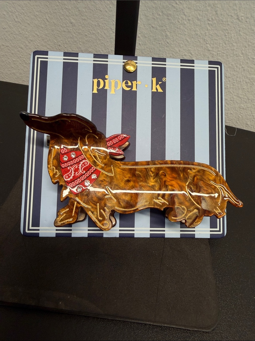Piper K | Dachshund Hair Clip w/ Red Bandana & Rhinestone Accents 🤎 - Picture 4 of 6